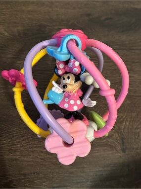 Fisher- Disney Baby Minnie Mouse Clutch and Rattle Ball RARE